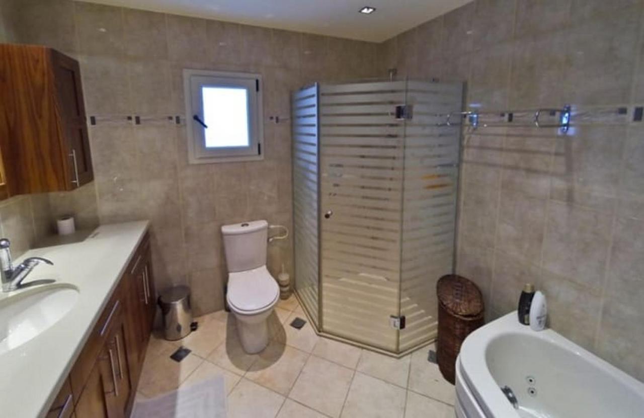 Villa Family Eilat With Heated Pool エクステリア 写真