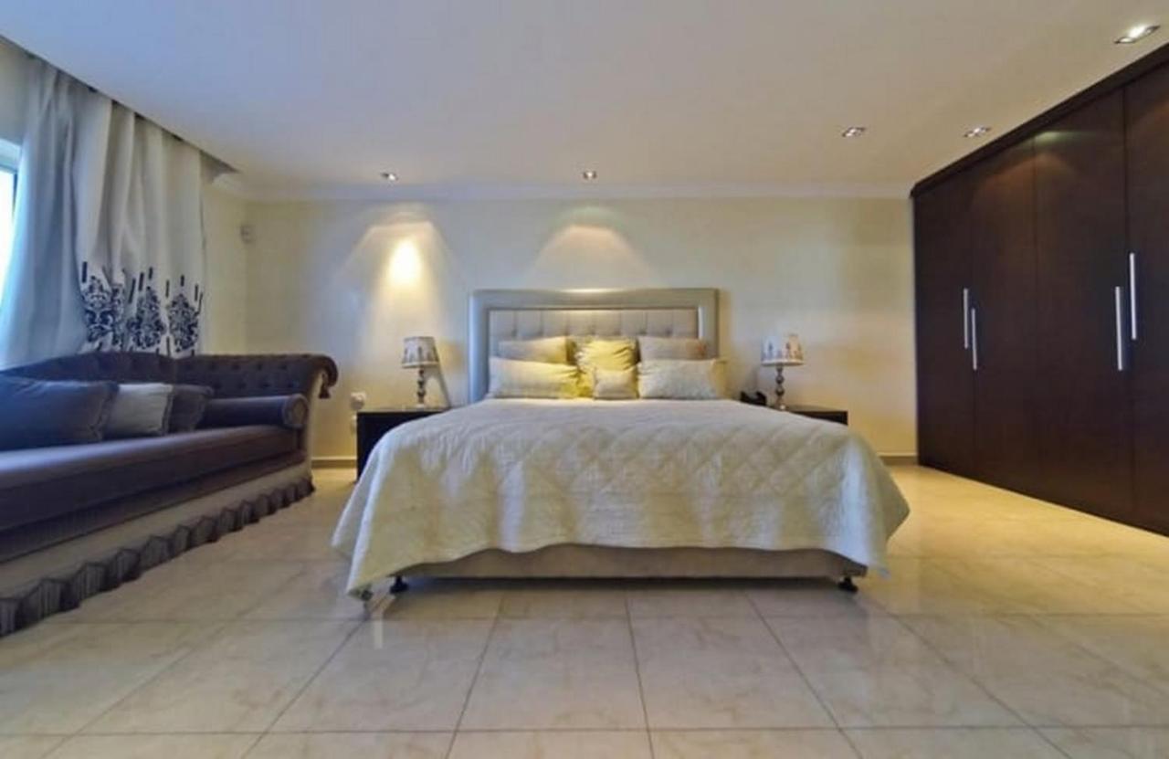 Villa Family Eilat With Heated Pool エクステリア 写真