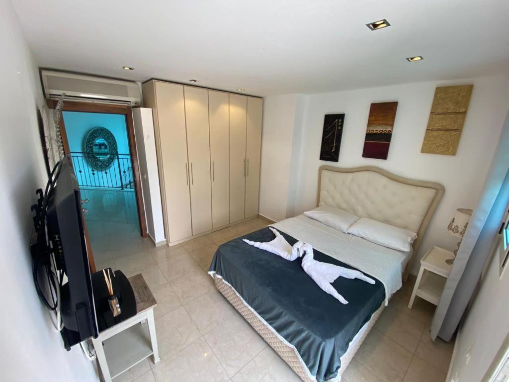 Villa Family Eilat With Heated Pool エクステリア 写真