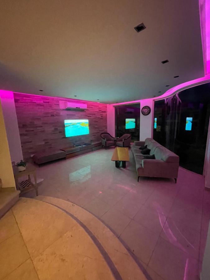 Villa Family Eilat With Heated Pool エクステリア 写真