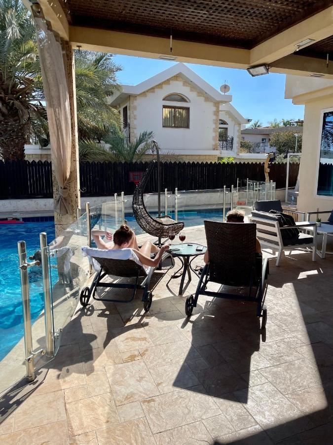 Villa Family Eilat With Heated Pool エクステリア 写真